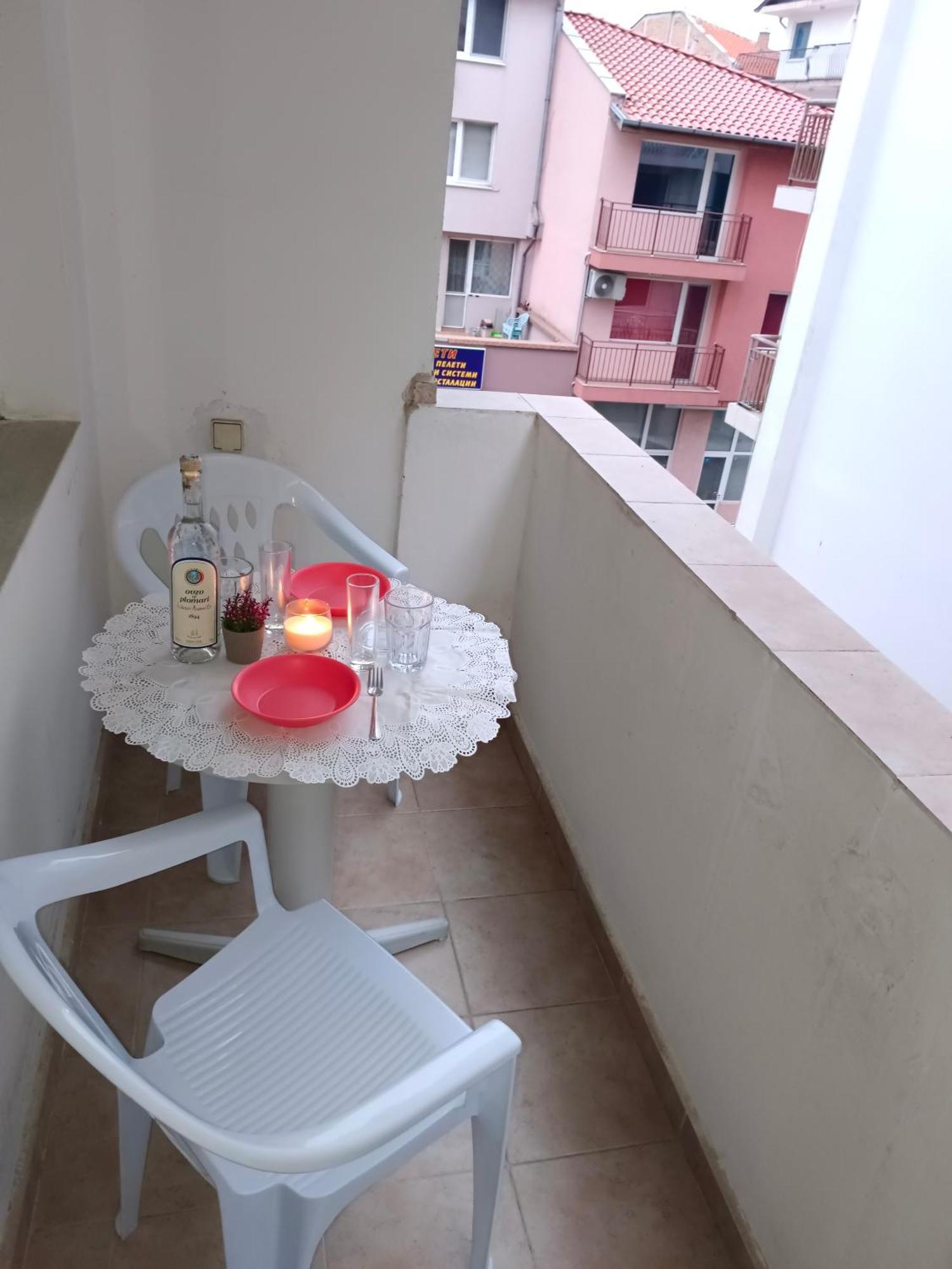 Стаи За Гости Ники Nesebar Exterior foto
