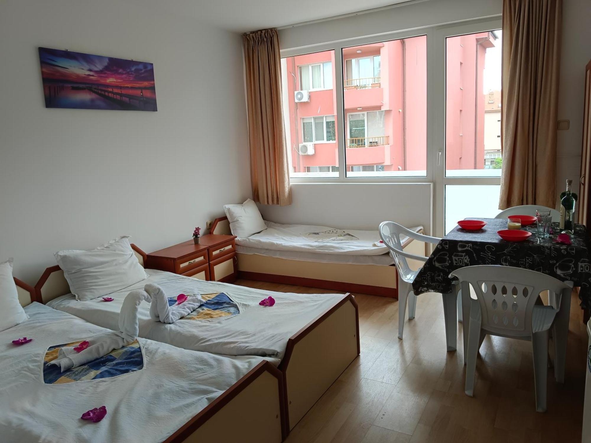 Стаи За Гости Ники Nesebar Exterior foto