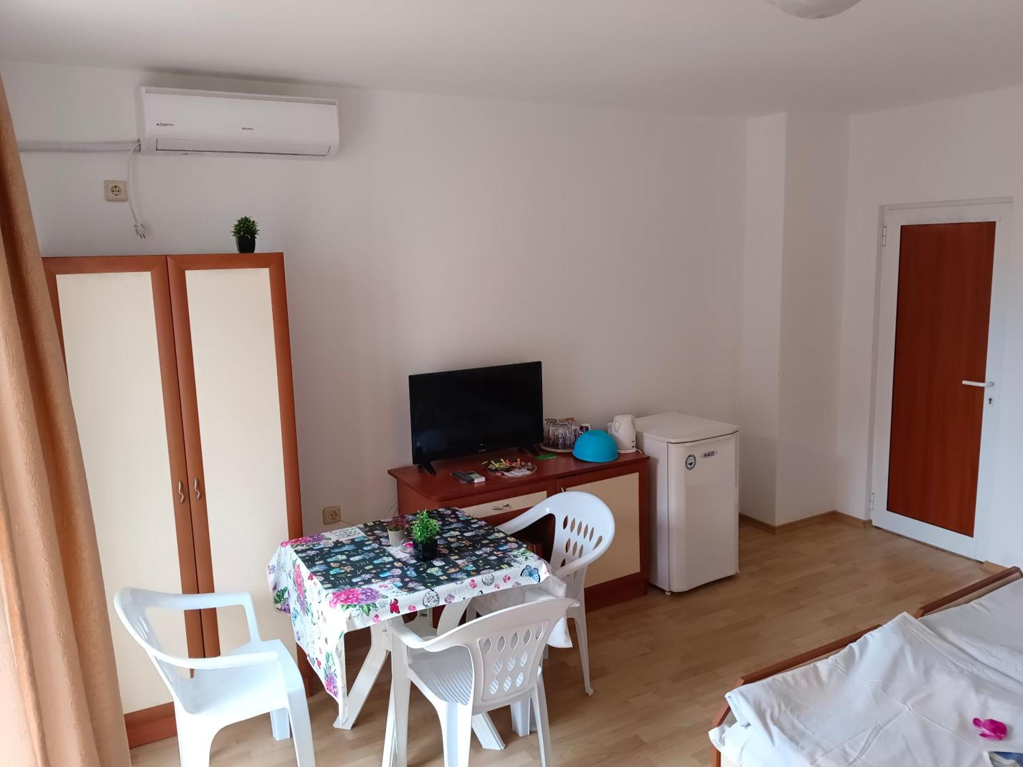 Стаи За Гости Ники Nesebar Exterior foto