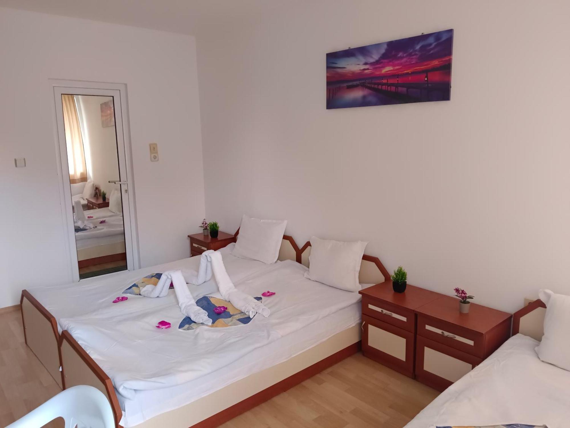 Стаи За Гости Ники Nesebar Exterior foto